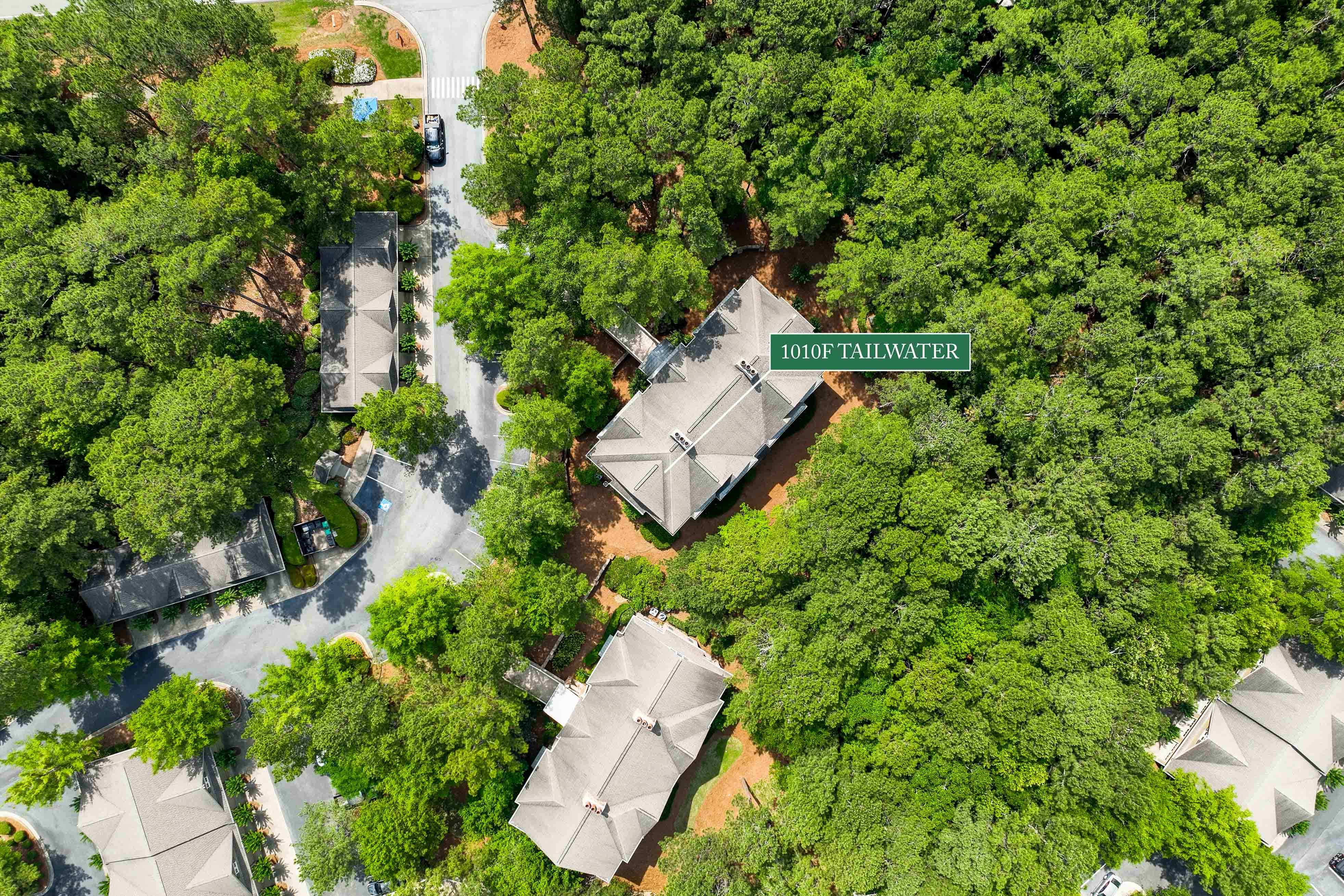 1010F Tailwater image 27